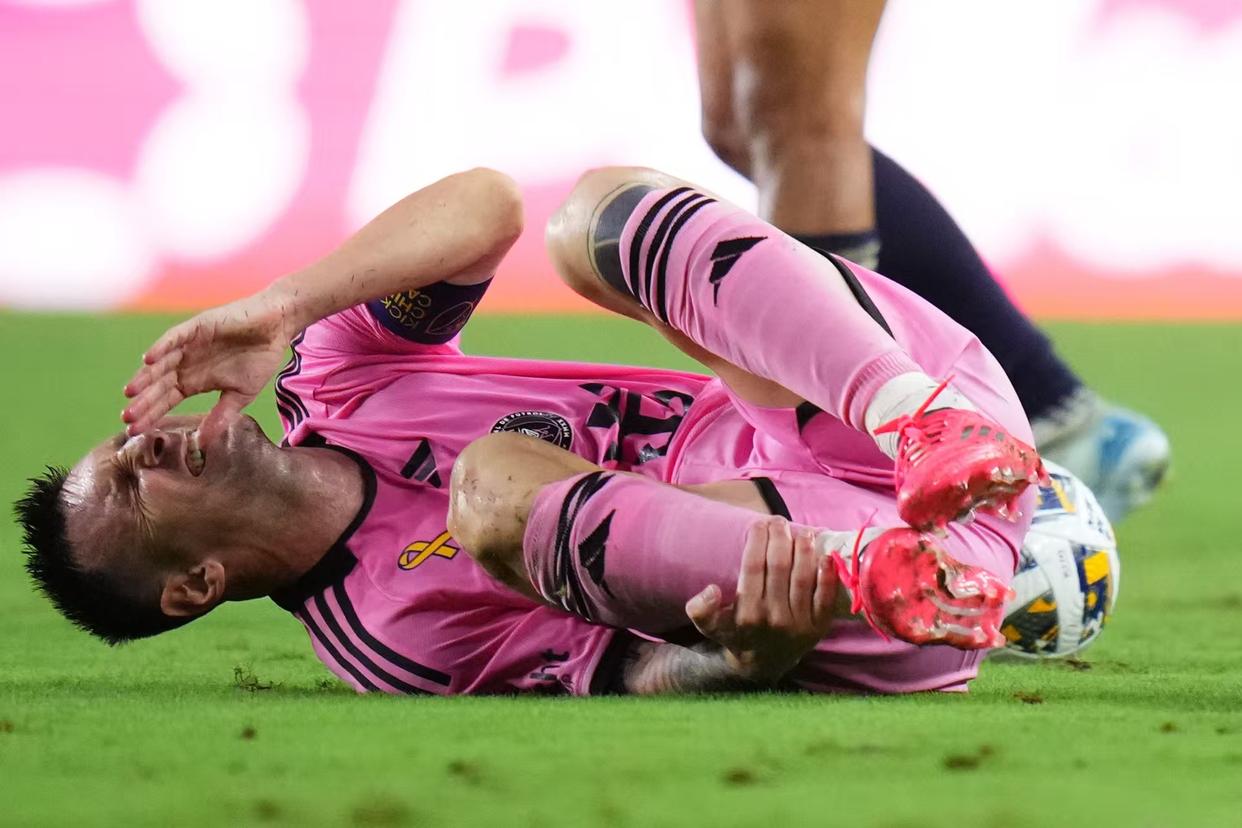 塞维利亚鏖战荷兰,梅西关键制胜 塞维利亚鏖战荷兰,梅西关键制胜