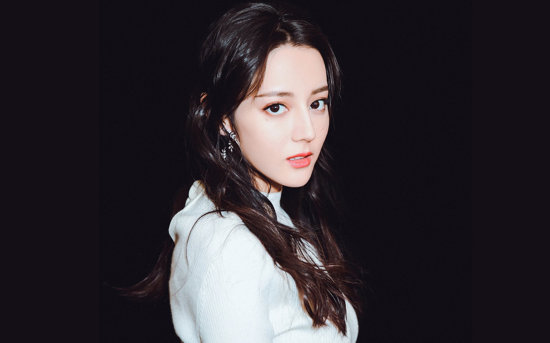 硬仗之夜，从几内亚逆袭到姆巴佩法则—王朝的崩塌与新王的加冕