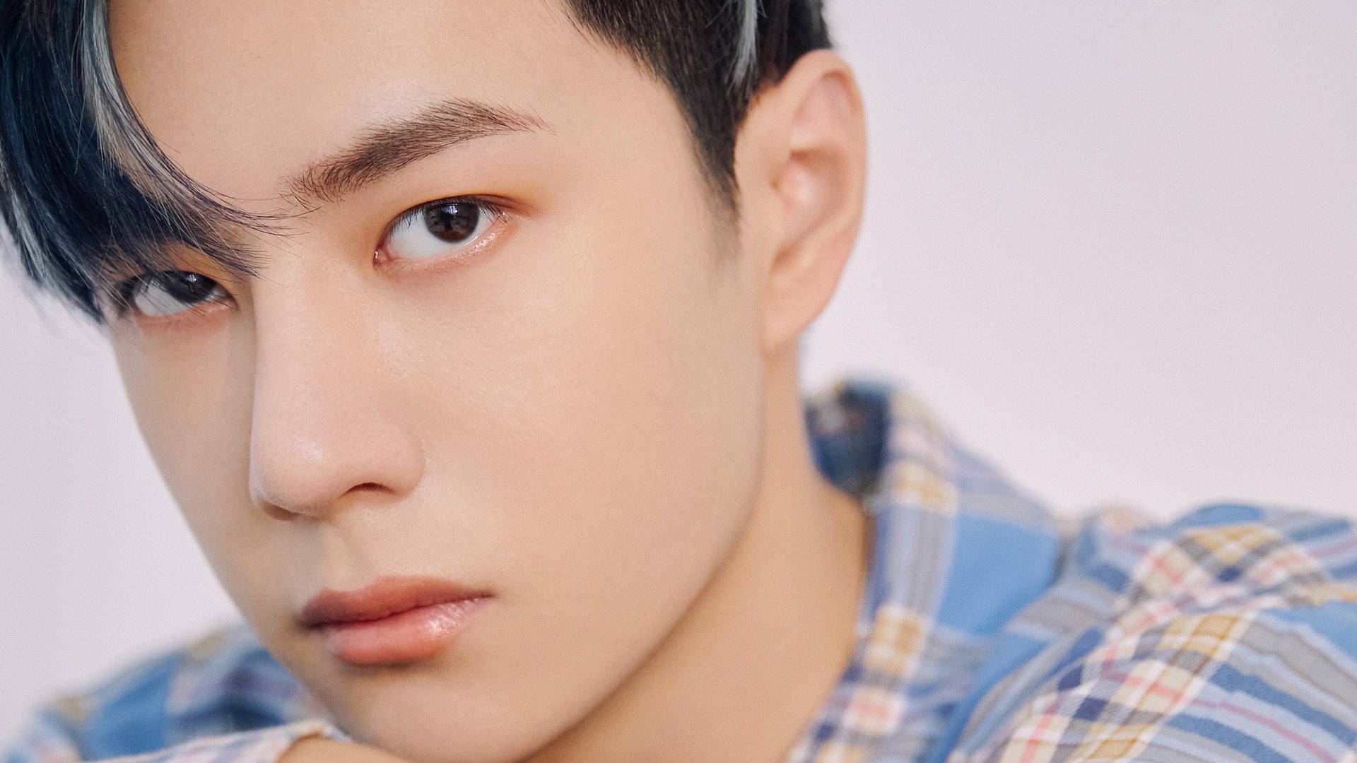 双子星的两记绝响，基耶萨推开门缝，威尔士撞开历史