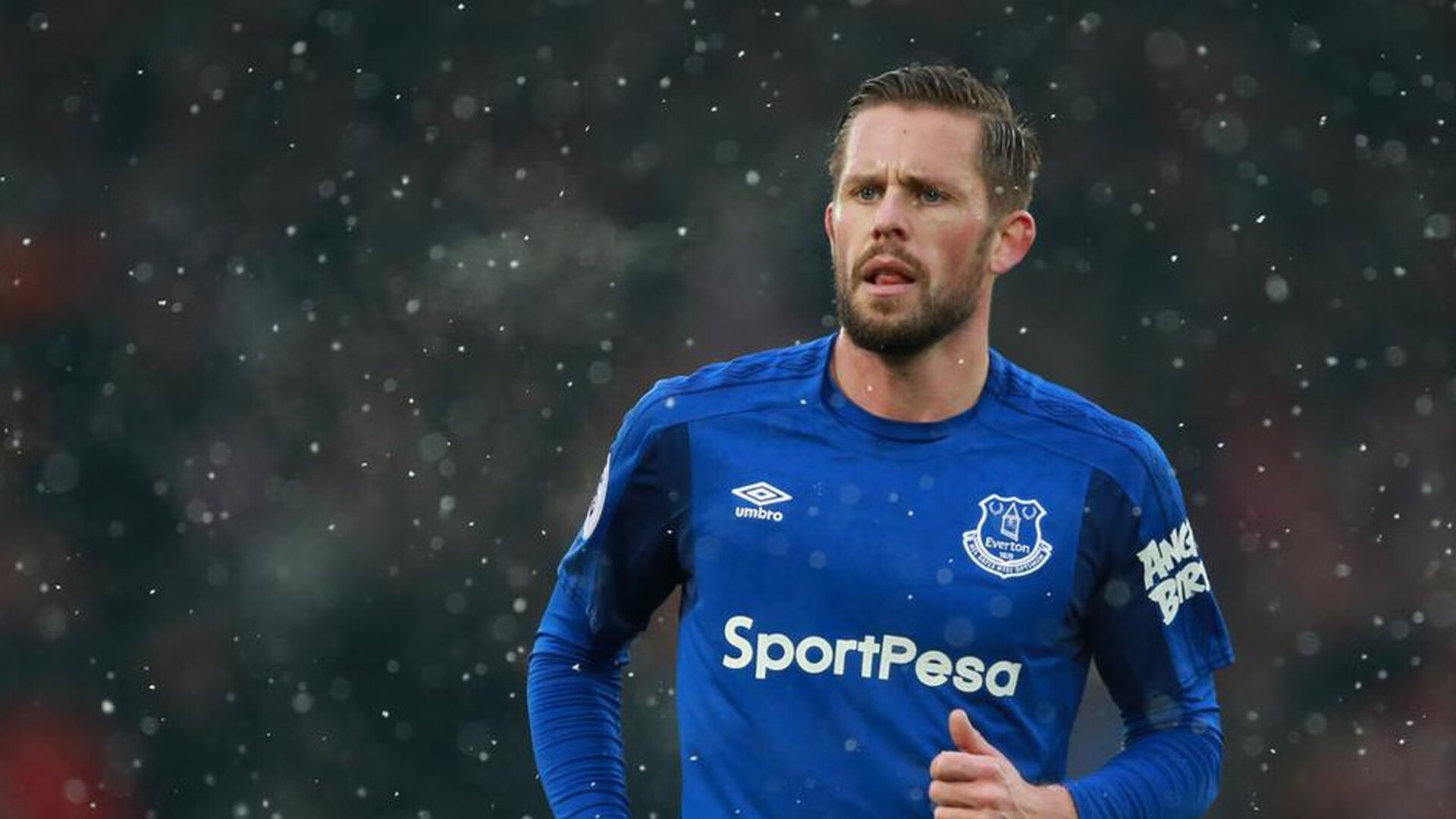 多维竞技场，当上海队翻盘76人，欧文在F1新赛季揭幕战接管比赛