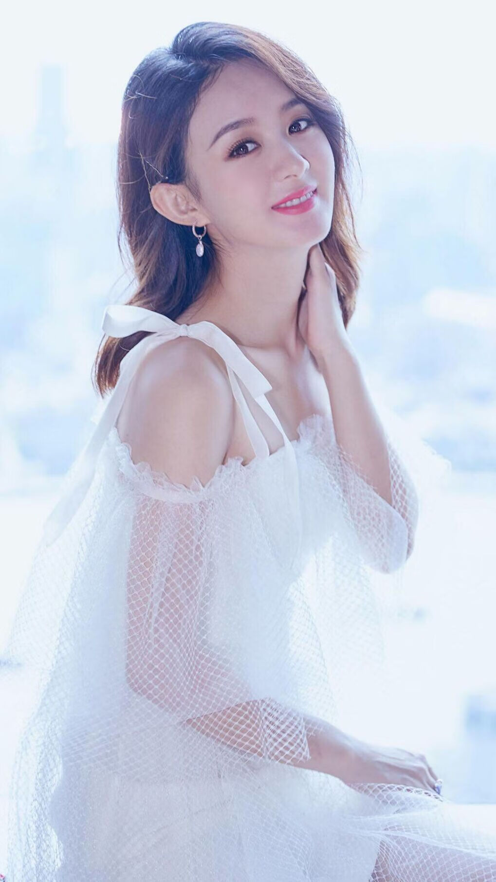 战术的移民,当法比尼奥在中东沙漠掀起拉美风暴