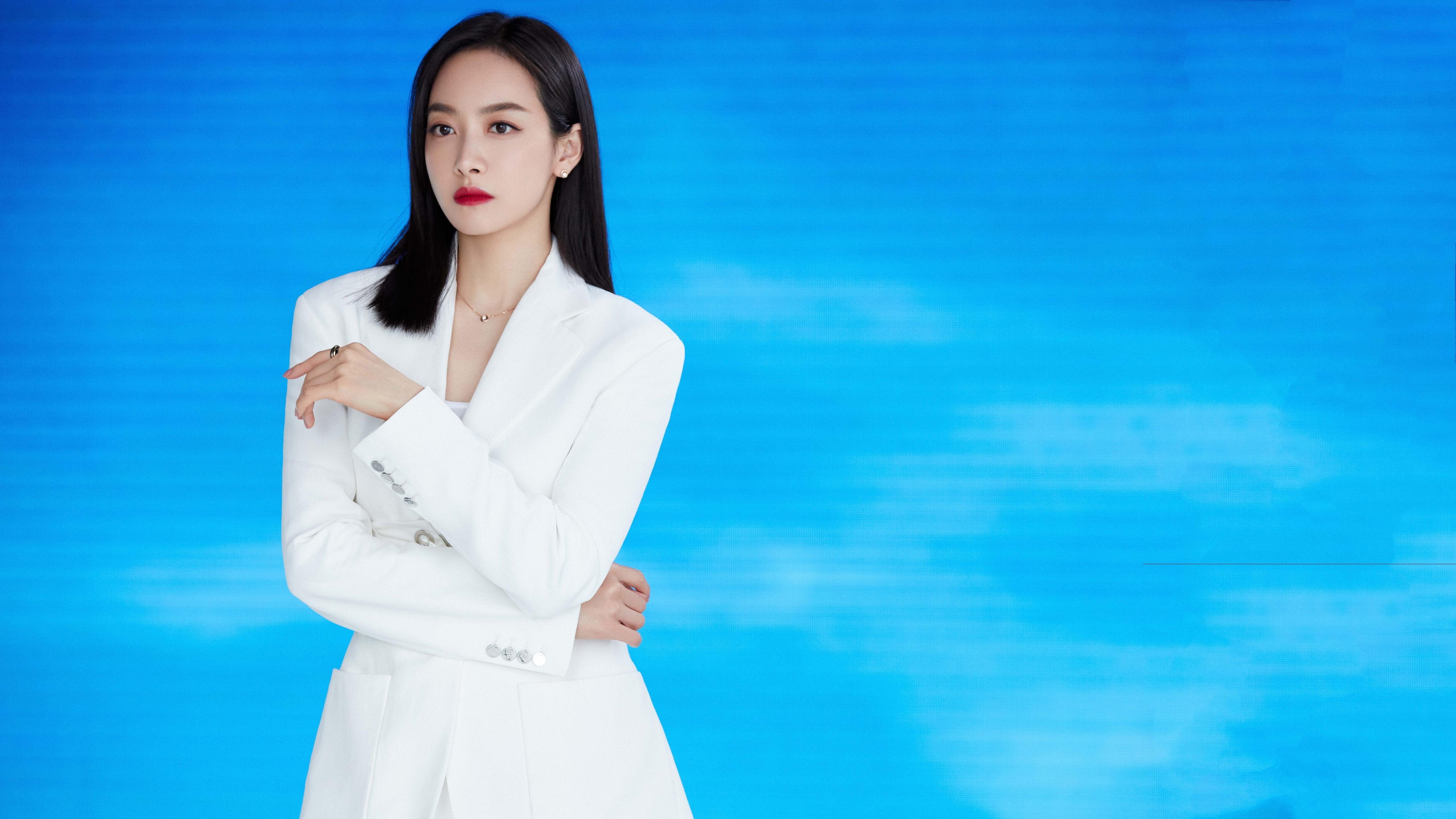 数据胜利与落寞的里程碑，利拉德的三万分与空荡的更衣室