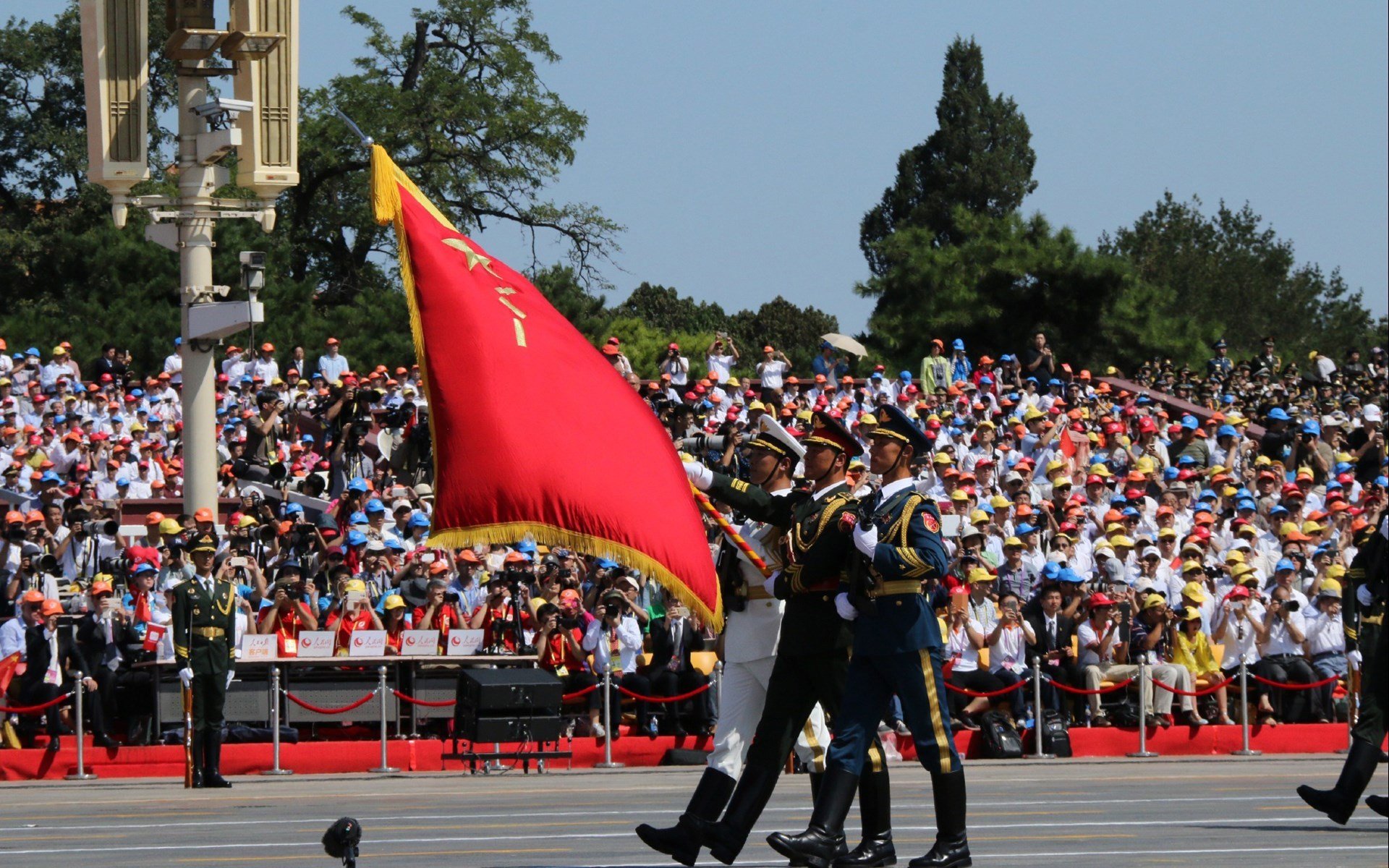 锡安末节风暴撕裂防线，骑士精密战术全面压制深圳队