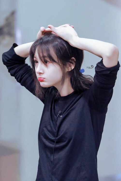 节奏与决断,莱比锡红牛如何掌控里昂,以及巴斯托尼的关键救赎